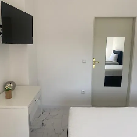 Unterkuenfte Nahe Einfelder See, Appartement