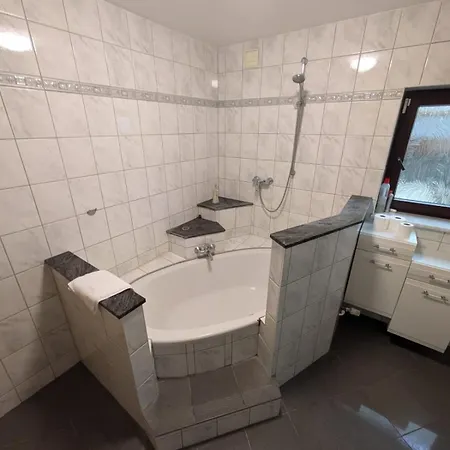 Unterkuenfte Nahe Einfelder See, Neumünster