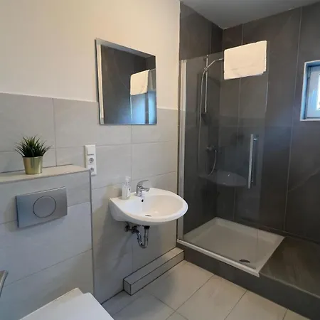 Διαμέρισμα Ruhige Unterkuenfte Nahe Einfelder See, Perfekt Fuer Erholung Und Arbeit *