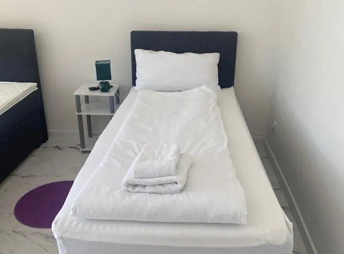 Unterkuenfte Nahe Einfelder See,